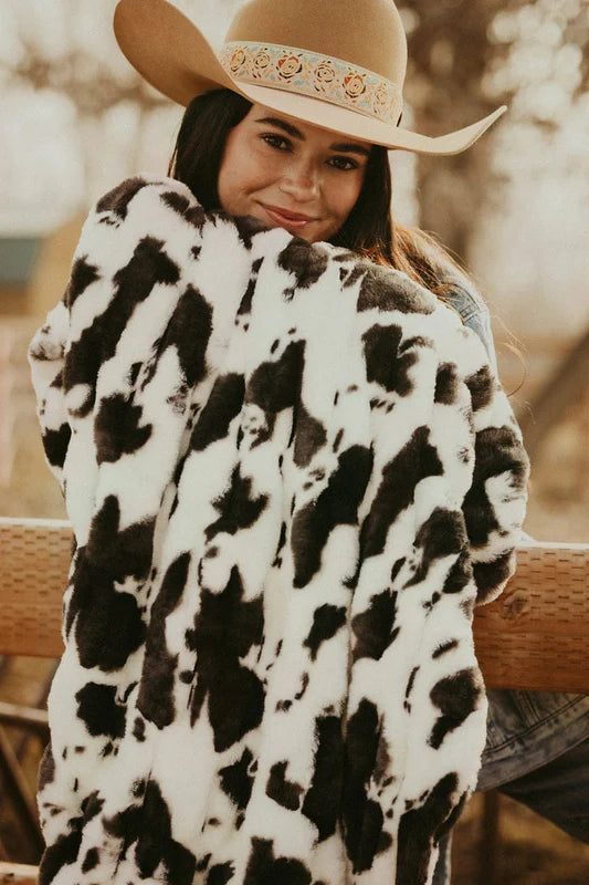 Hugs Black Cow Blanket